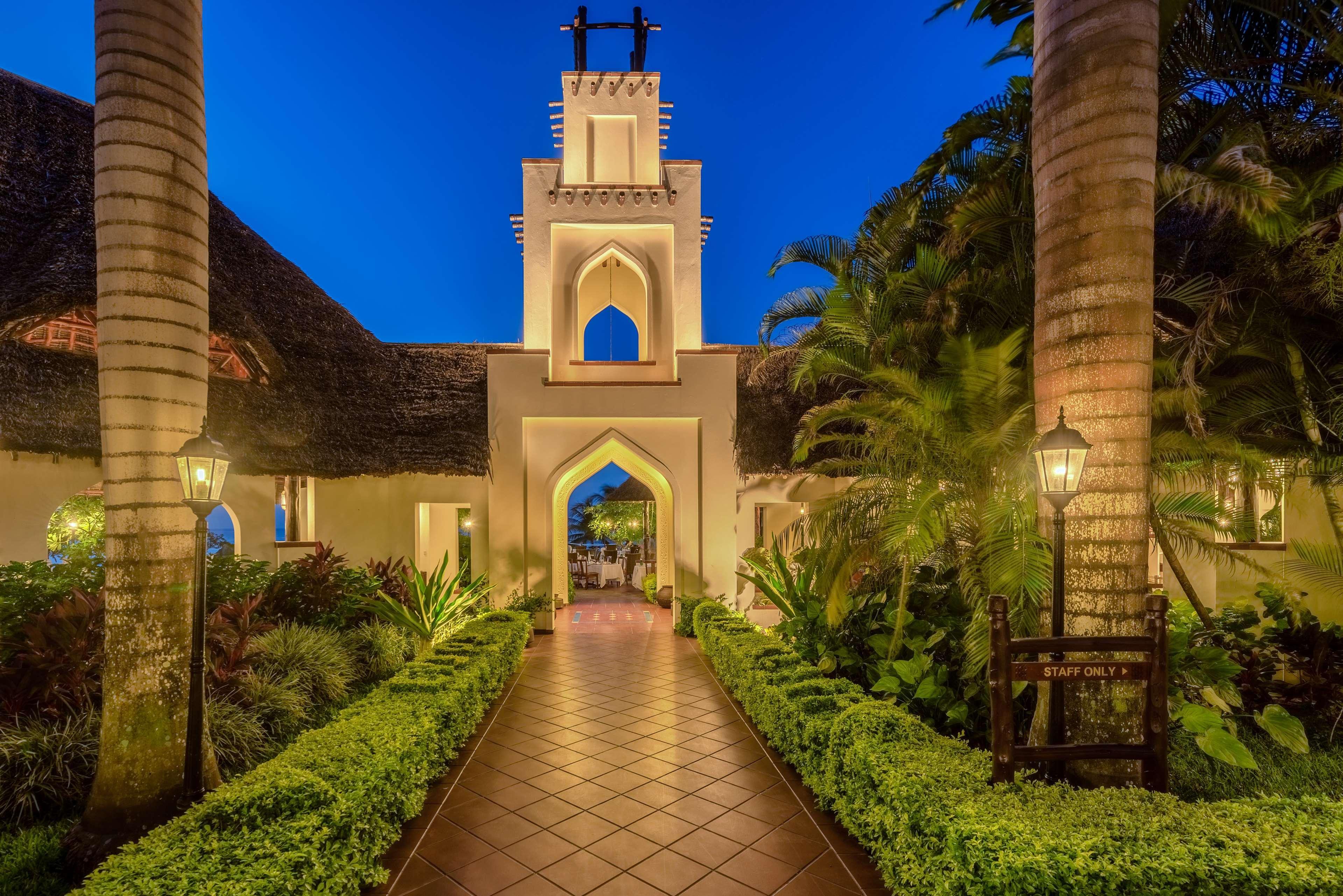 Sea Cliff Resort & Spa Zanzibar Bagian luar foto