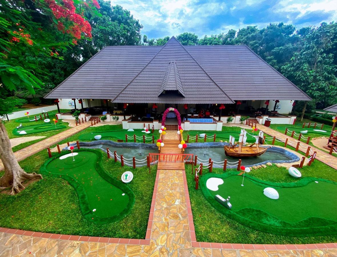 Sea Cliff Resort & Spa Zanzibar Bagian luar foto