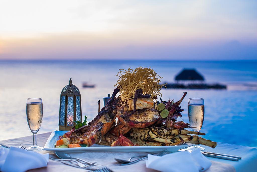 Sea Cliff Resort & Spa Zanzibar Bagian luar foto