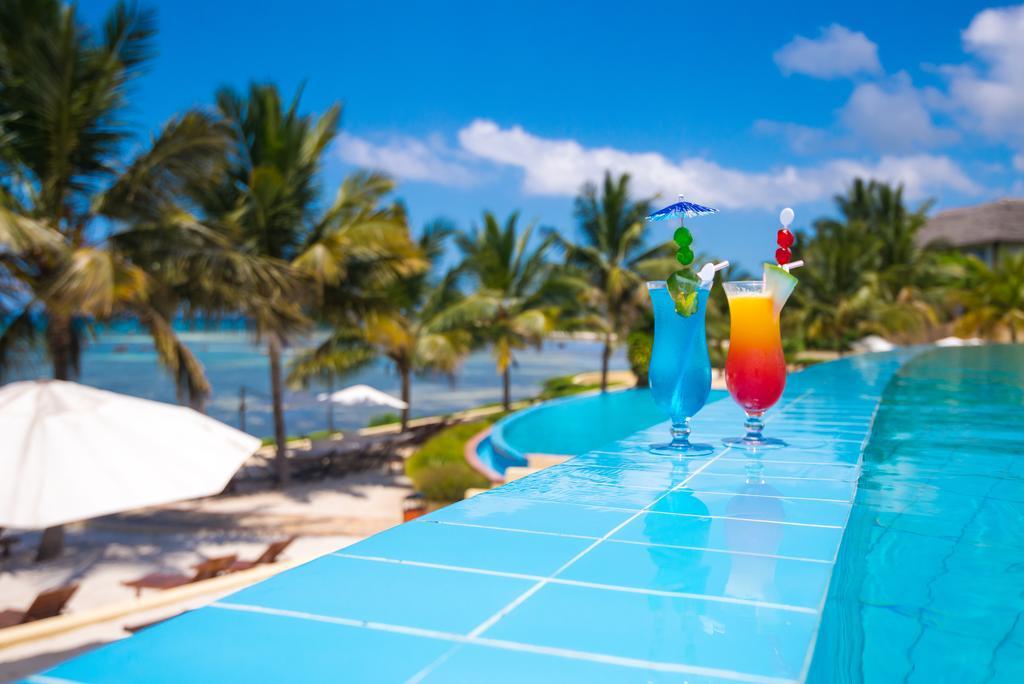 Sea Cliff Resort & Spa Zanzibar Bagian luar foto