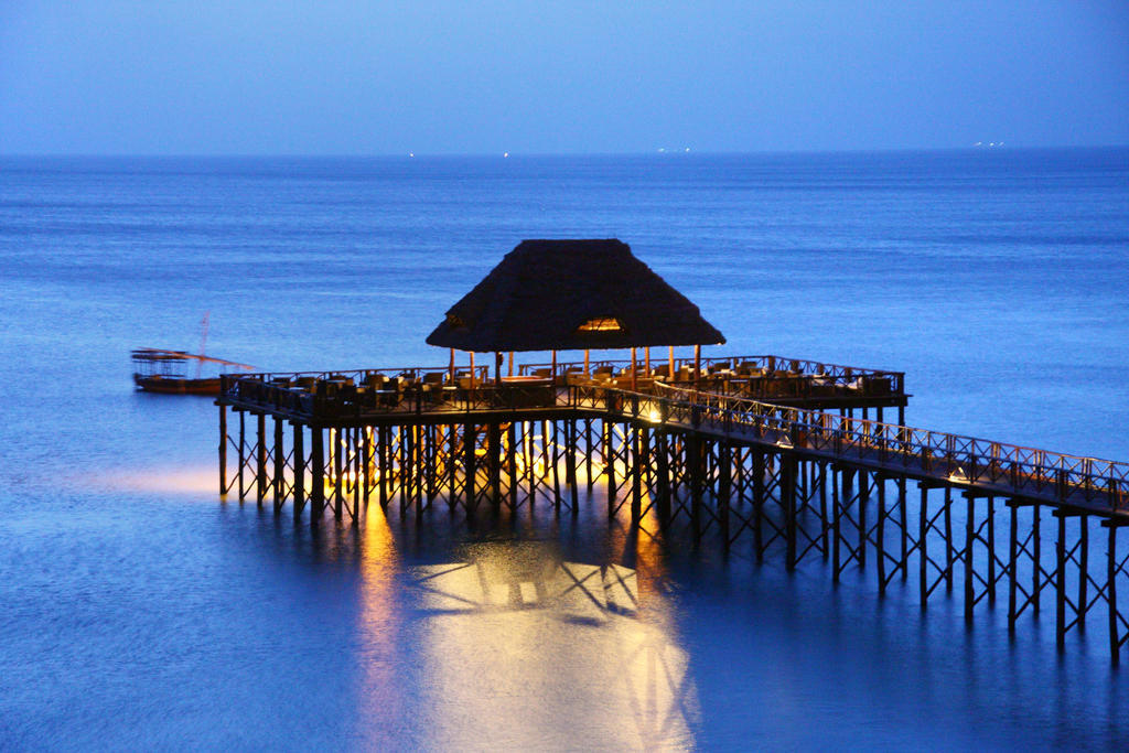 Sea Cliff Resort & Spa Zanzibar Bagian luar foto